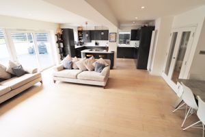 Photo 33- click for photo gallery